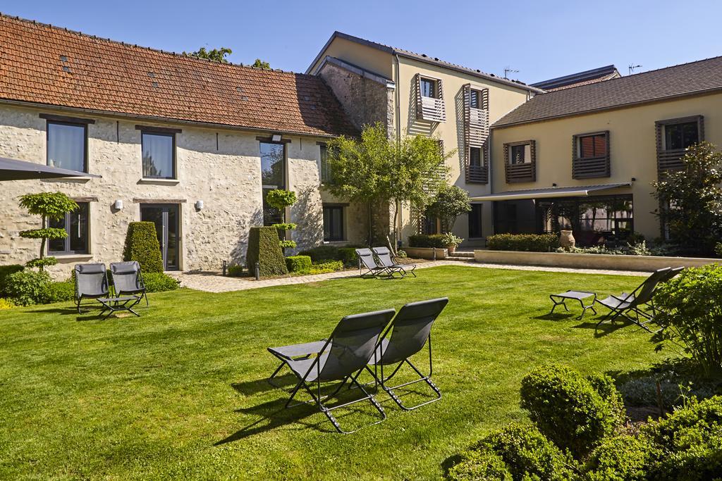 Hôtel Les Herbes Folles Mauregard Exterior foto