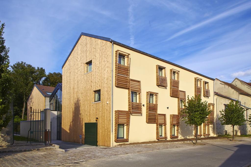 Hôtel Les Herbes Folles Mauregard Exterior foto
